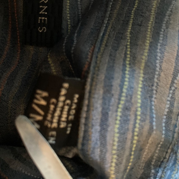 Silk/Cotton Blend Long Sleeve Button Up - Picture 9 of 10